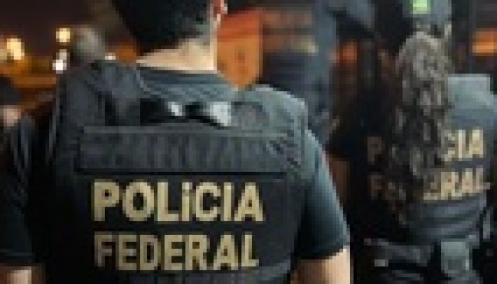 Polícia Federal desvenda esquema de diplomas falsos de medicina com 45 'médicos' sob investigação