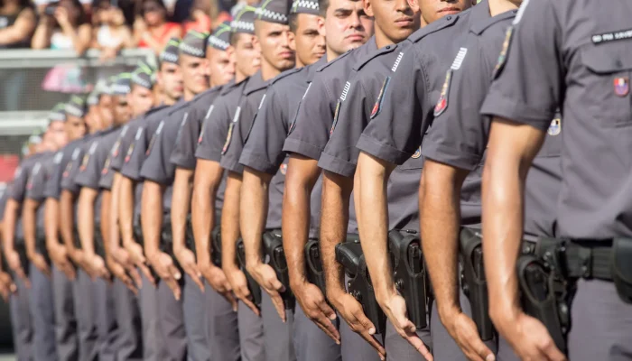 Policial militar é condenado após recusar ordem para limpar banheiro em batalhão de São Paulo