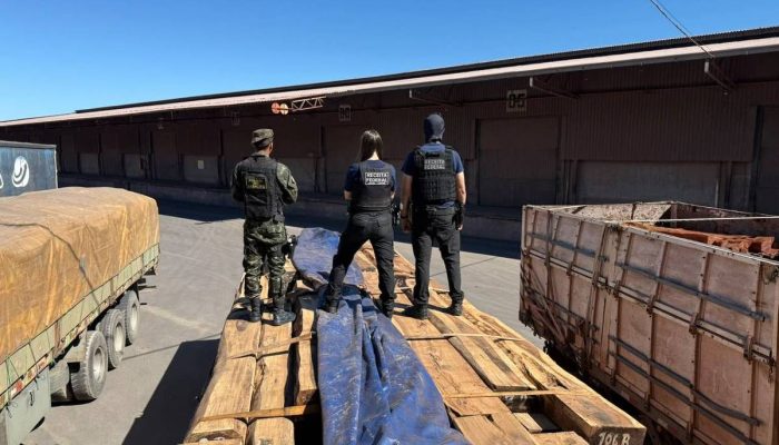 Receita Federal mantém foco em operações contra drogas e rebate críticas da PF