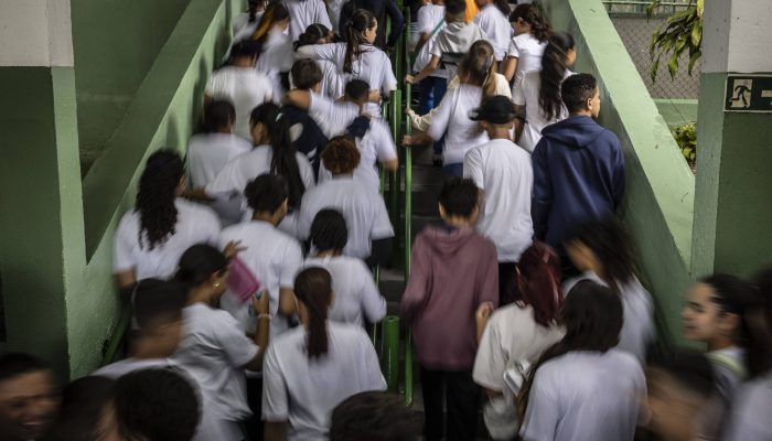 Resultados do Pisa expõem abismo educacional e a urgência de priorizar o aprendizado real