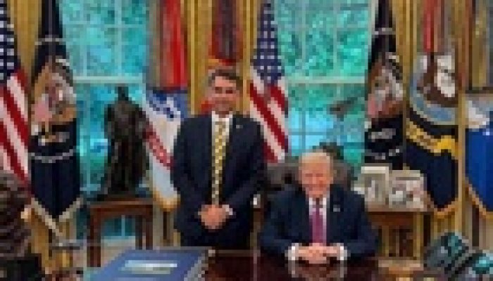 Ricardo Kotscho aponta alinhamento entre Trump e a familia Bolsonaro