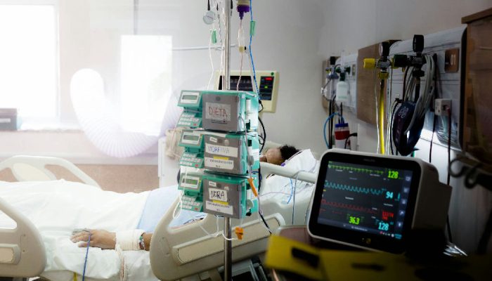 Riscos invisíveis na UTI ameaçam recuperação e prolongam internação de pacientes