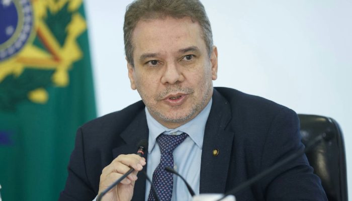 Sociólogo defende ministro da Justiça Wellington Silva e aponta 'fogo amigo' em críticas