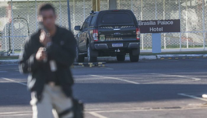 STF autoriza Polícia Federal a monitorar Jaques Wagner por risco de vazamento em investigação