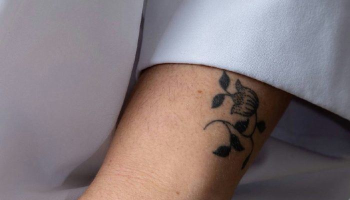 Tatuagens e saúde: o que a ciência revela sobre os riscos da prática