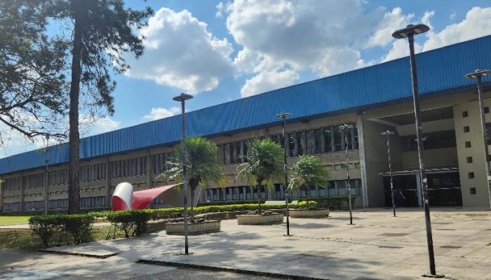 Tribunal de Justiça ordena rematrícula de aluno da USP após controvérsia em cota racial