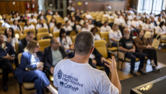 Violência contra a enfermagem atinge 7 em cada 10 profissionais em São Paulo, revela pesquisa