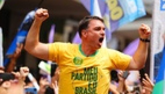 Voto de protesto contra Lula pode definir vitória de Flávio Bolsonaro, aponta análise